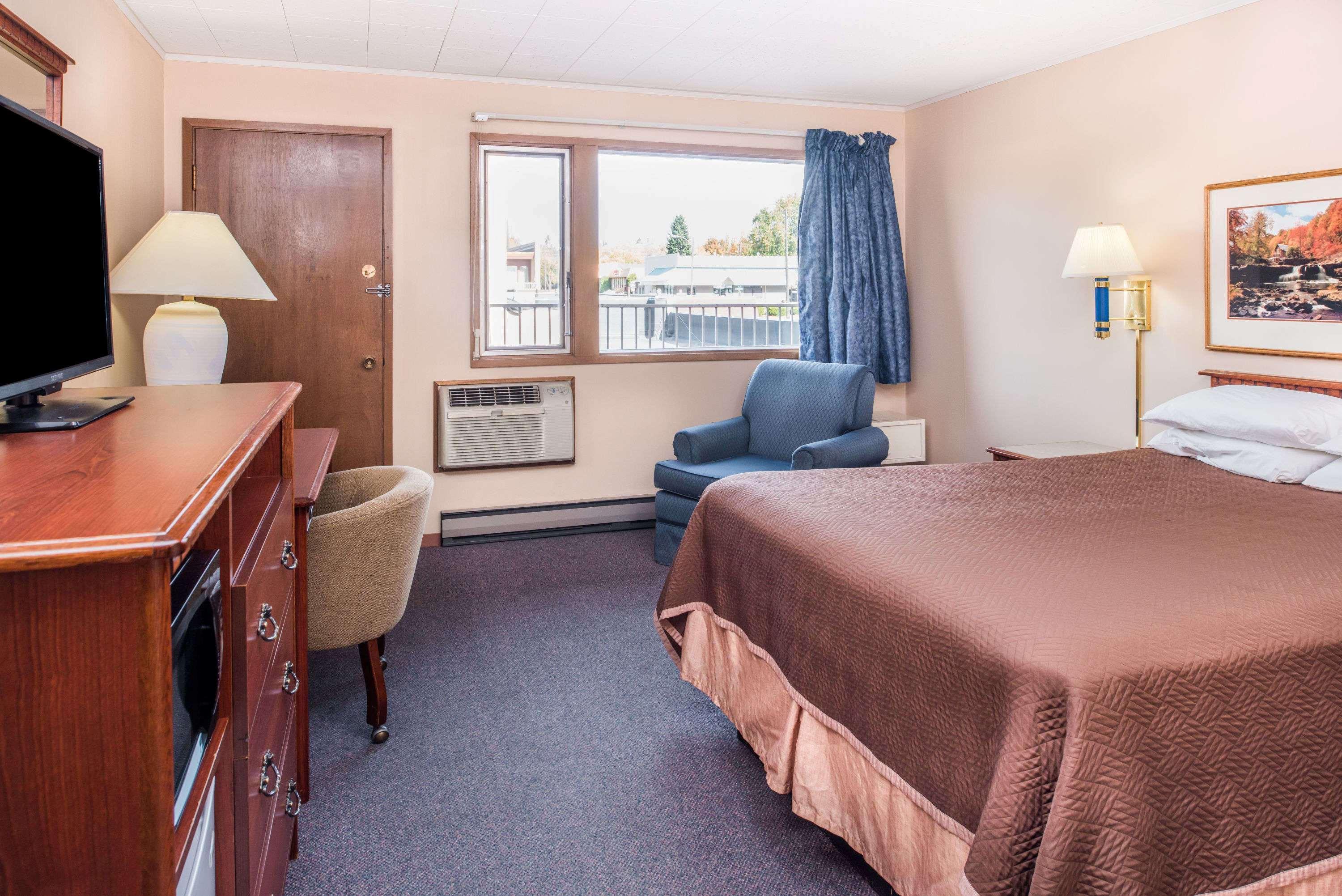 Travelodge by Wyndham Kalispell Eksteriør billede