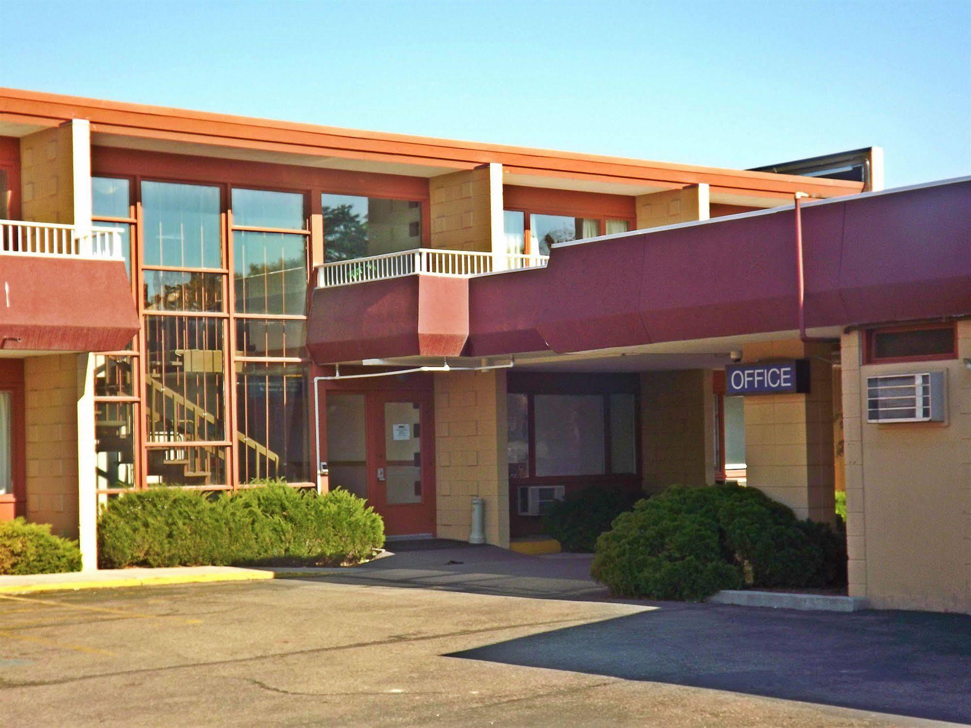Travelodge by Wyndham Kalispell Eksteriør billede