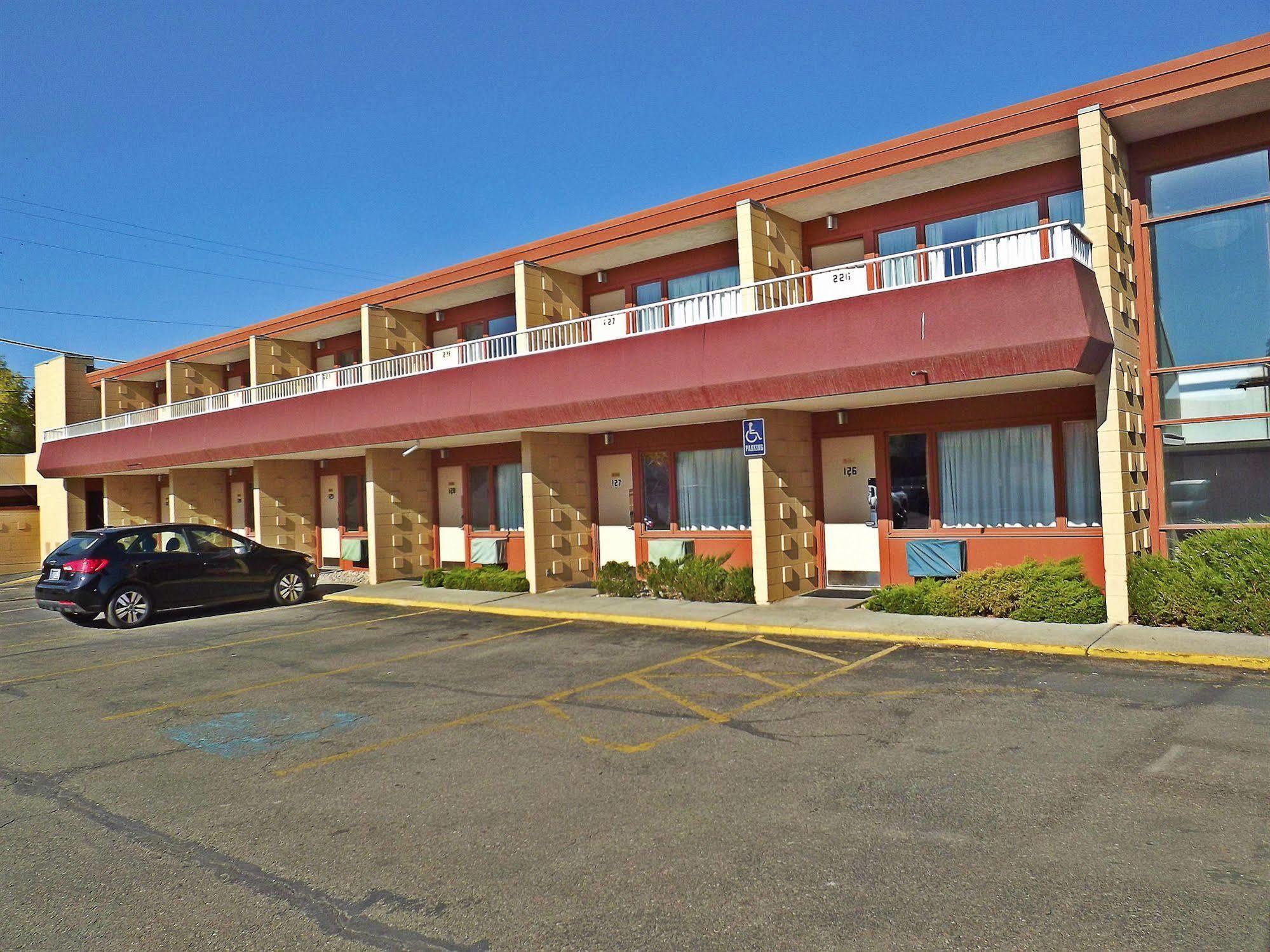 Travelodge by Wyndham Kalispell Eksteriør billede