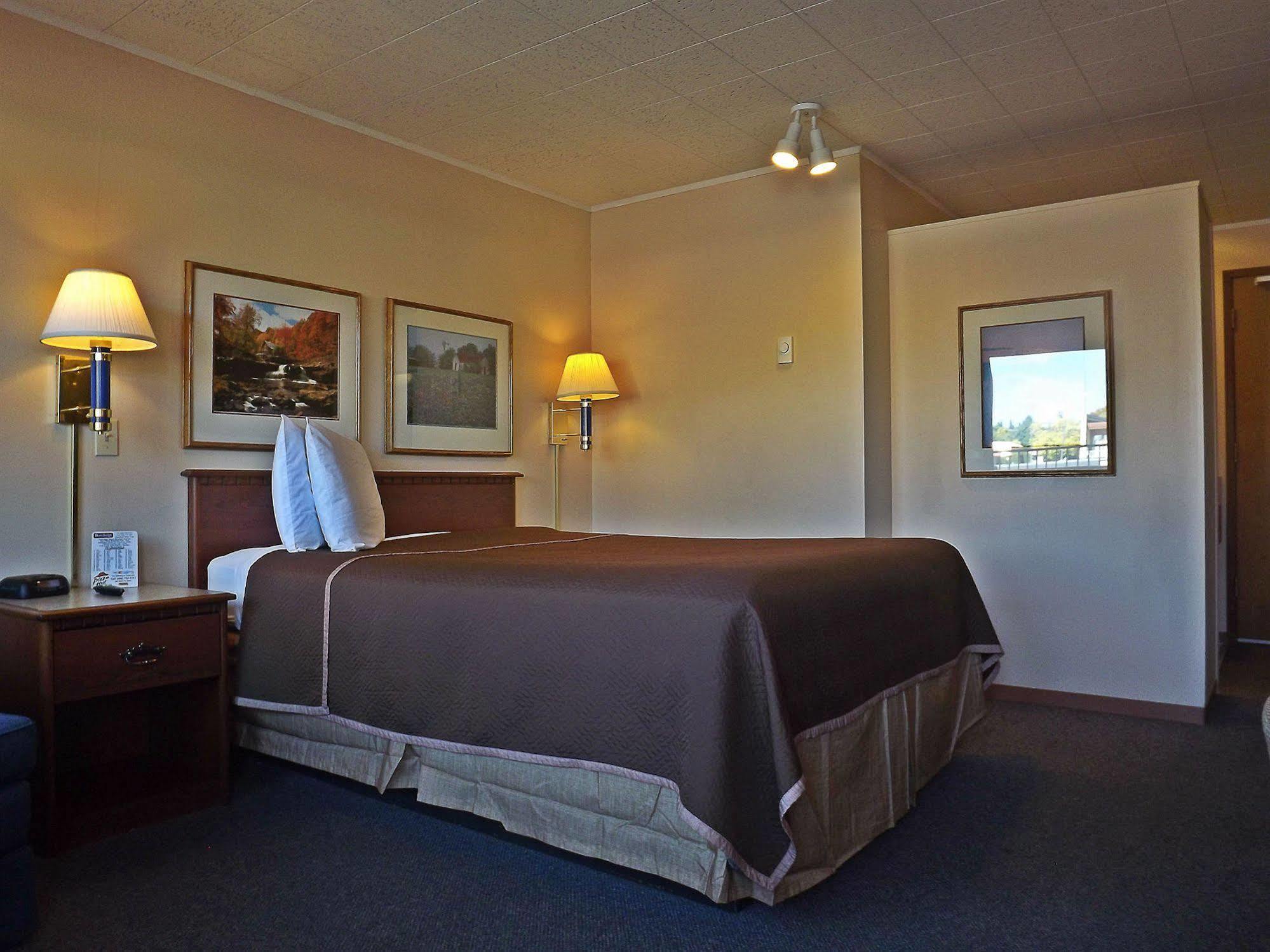 Travelodge by Wyndham Kalispell Eksteriør billede