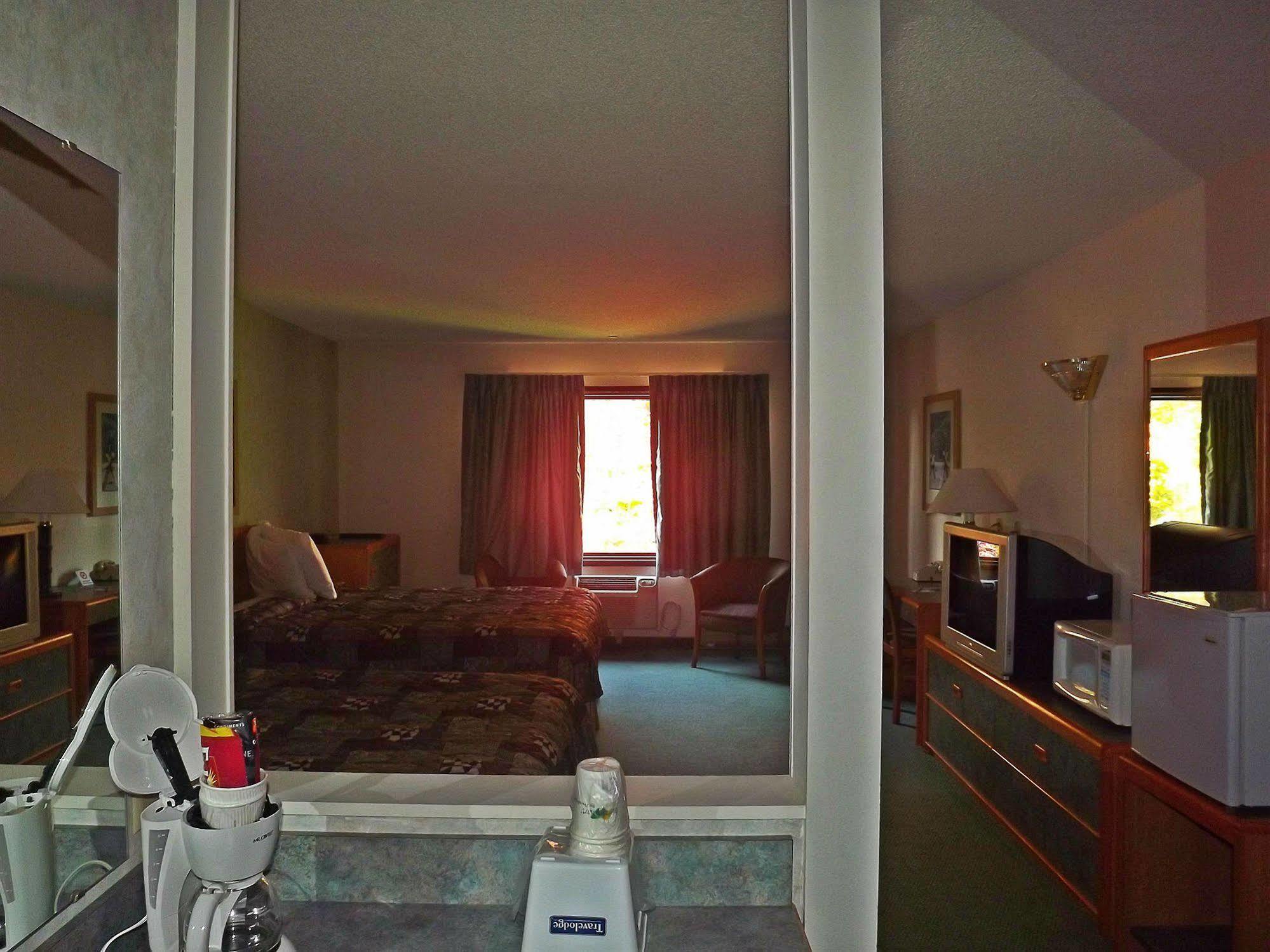 Travelodge by Wyndham Kalispell Eksteriør billede